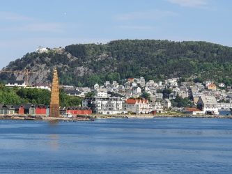 Dag – 2; Hurtigruten Florø – Molde